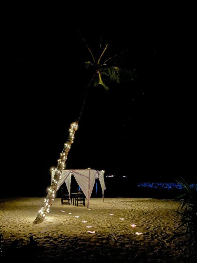 Hotel Nihaali Maldives Kudarikilu Exterior foto